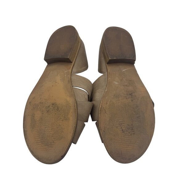 Beast Fashion Womens Size 7.5  Taupe Crisscross Leather Open-Toe Flats - Picture 4 of 9